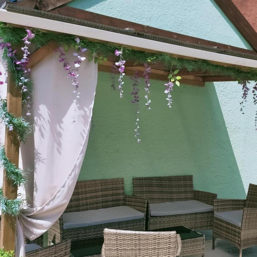 The Hawthornes Licensed Guest House Knottingley Экстерьер фото