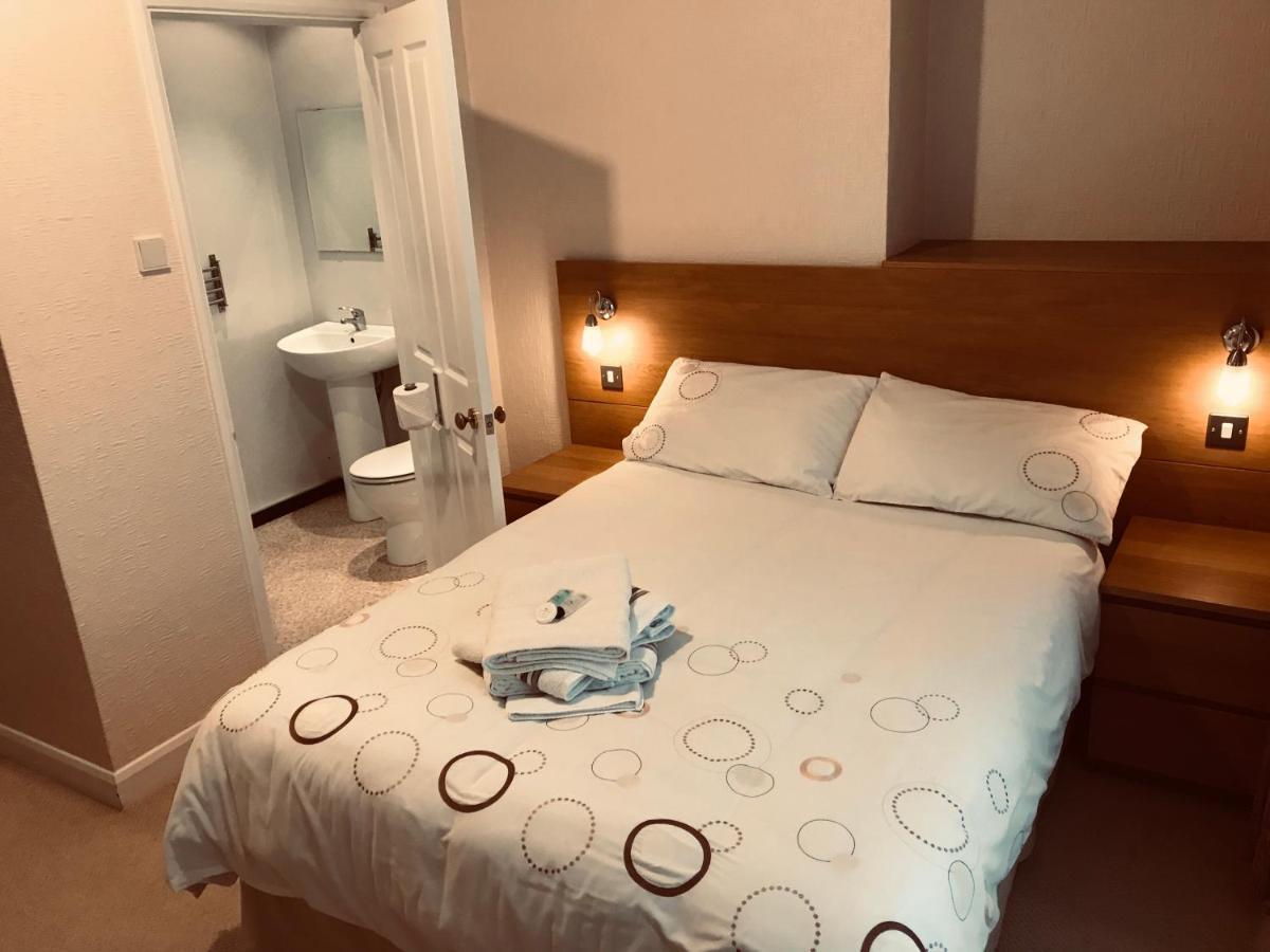 The Hawthornes Licensed Guest House Knottingley Экстерьер фото